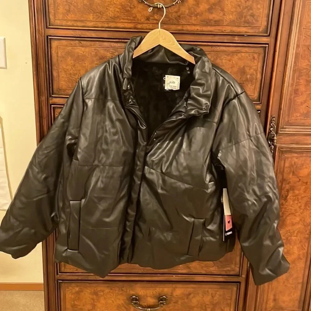 NWT Ci Sono faux leather and fur bomber woman’s jacket - Picture 2 of 14